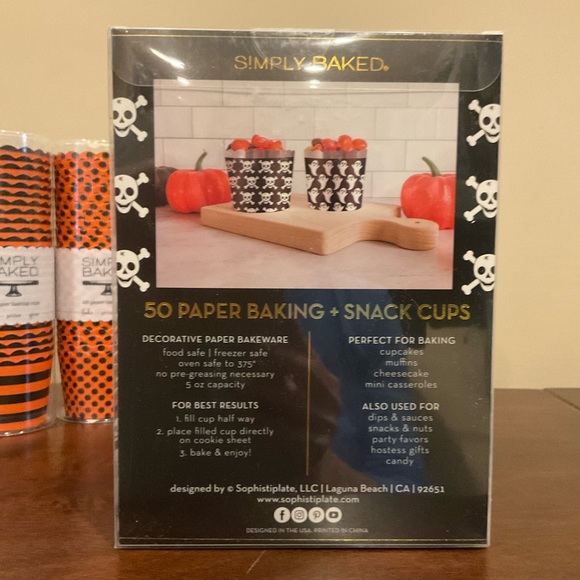 3 New Packages of Baking Cups - Halloween 👻 - Picture 4 of 4
